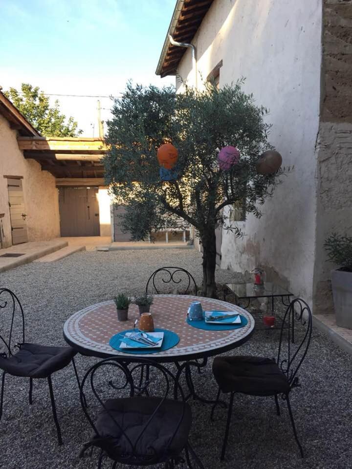 La Grange De La Batone - Bed And Breakfast Messimy-sur-Saone Exterior photo